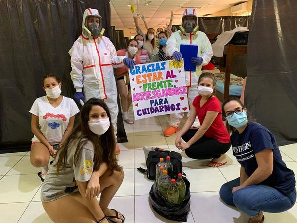 Compatriotas en cuarentena agradecen a trabajadores que los cuidan en Academil - Nacionales - ABC Color