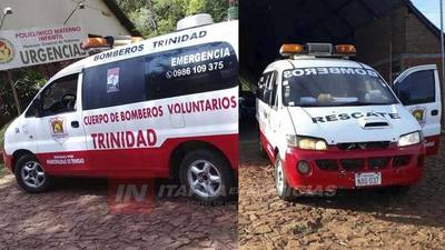 BOMBEROS DE TRINIDAD ANUNCIAN COLECTA PARA REPARACIÓN DE MÓVIL. 