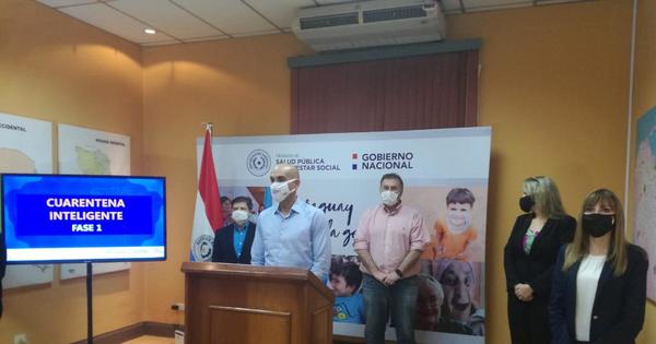 Mazzoleni: "La idea es reducir un aumento de velocidad de propagación del virus"
