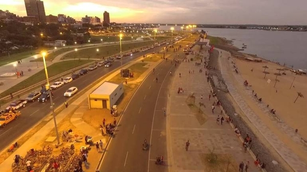 HOY / La Costanera de Asunción no será habilitada para la actividad física ni la recreación, lo anunció Ariel Benítez, director de la Franja Costera de la Municipalidad de Asunción