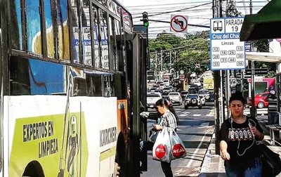 Garantizan solo el 55 por ciento de buses para inicio de la cuarentena inteligente | Noticias Paraguay