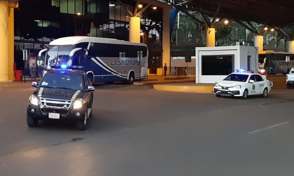 Fiscal que intentó burlar control sanitario va a albergue para guardar cuarentena