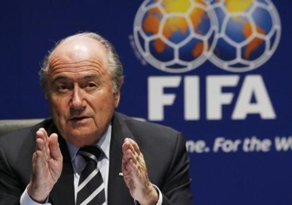 FIFA busca que la justicia continúe investigación contra Blatter - Fútbol - ABC Color