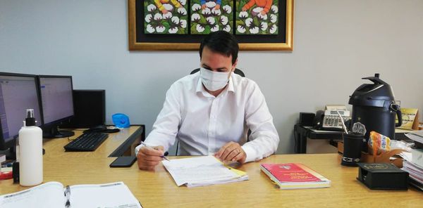 Juez admite imputación de ex presidente de la Dinac