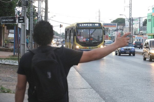 Viaje de larga distancia sigue en “llanta” ndaje | Crónica