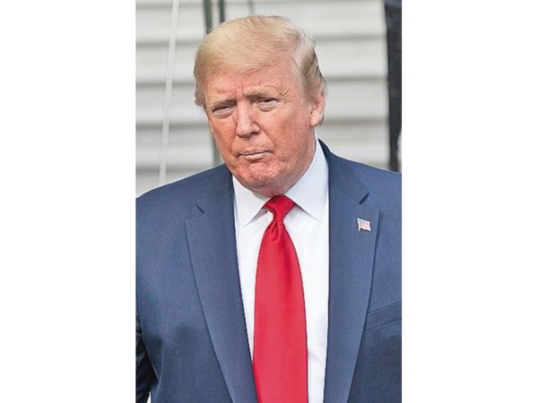 Trump prepara para hoy un “show” para volver a trabajar