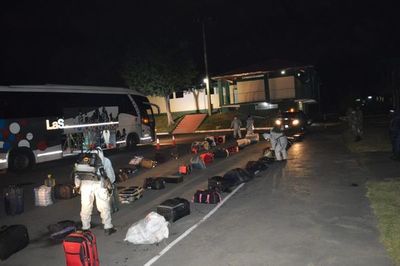 Otros 21 compatriotas que ingresaron al país guardan cuarentena en sede militar - Nacionales - ABC Color