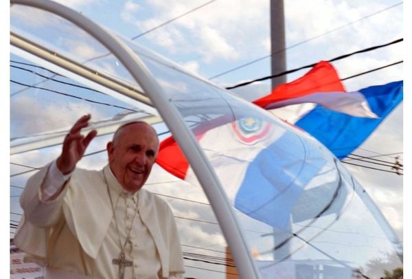 El Papa bendijo al Paraguay y pidió la protección de la Virgen de Caacupé sobre toda la nación - Digital Misiones