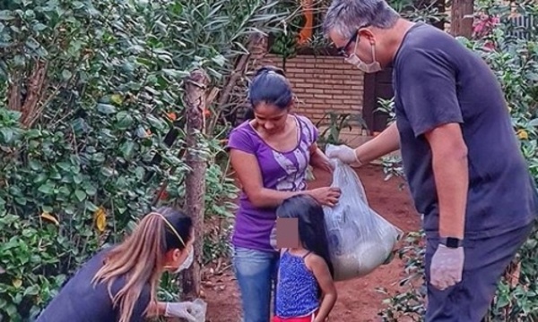 Leryn Franco sigue con la entrega de víveres a familias carenciadas