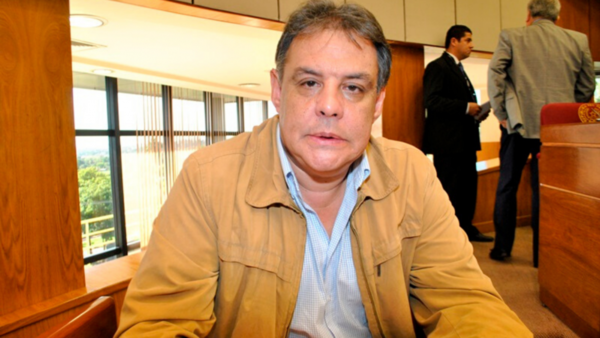 Eduardo Petta no es apto para el MEC, según Richer