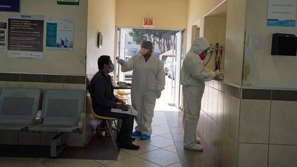 Precaria situación laboral de enfermeras podría dar lugar a un nuevo éxodo de profesionales - ADN Paraguayo