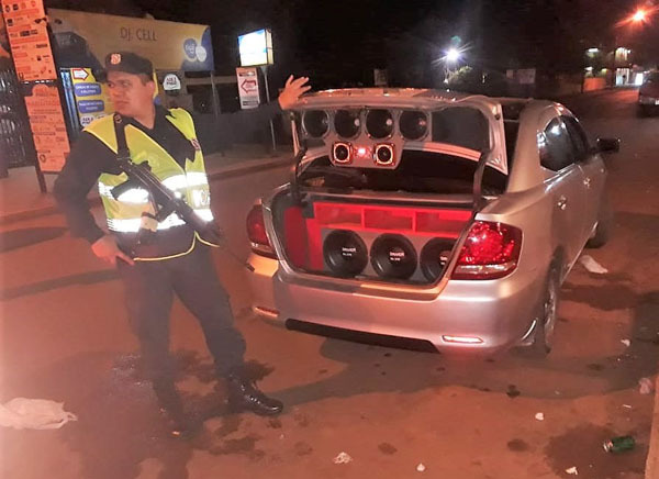 Decomisan vehículo por POLUCION SONORA en Minga Guazú