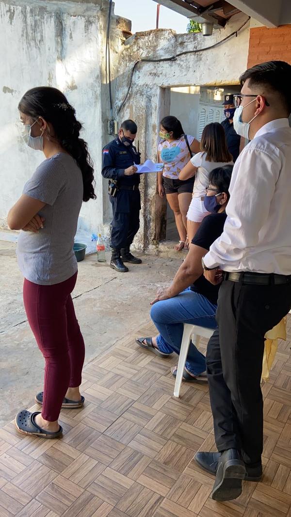 Fiscalía detuvo a 13 personas por celebrar una boda en Luque