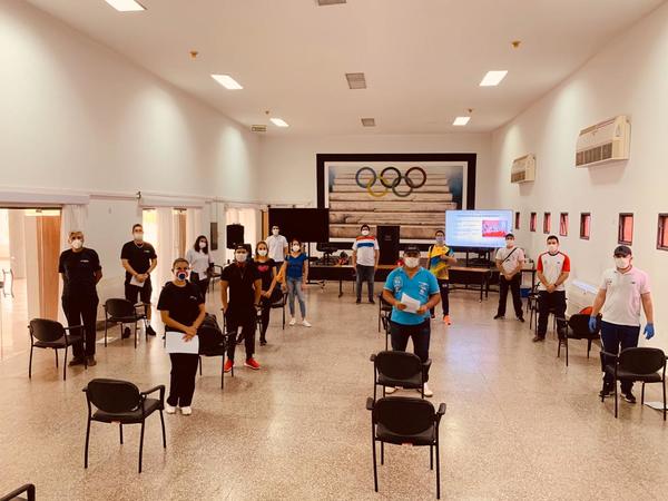 Hoy inician clases virtuales con instructores profesionales de deportes