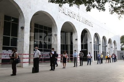 Palacio de Justicia vuelve a abrir sus puertas | Crónica