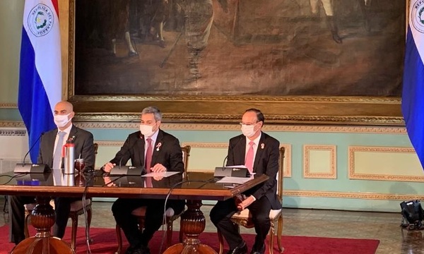 Gobierno anuncia que duplicará unidades de salud familiar en el Este y Central