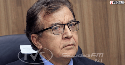 Nicanor defiende altos salarios en EBY y pide impuestos a grandes corporaciones