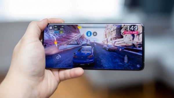 Smartphone cuenta con funcionalidades exclusivas para amantes de videojuegos