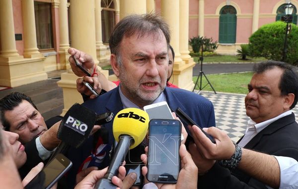 Recorte de gastos superfluos tendrá impacto de US$ 10 millones al año, según Hacienda