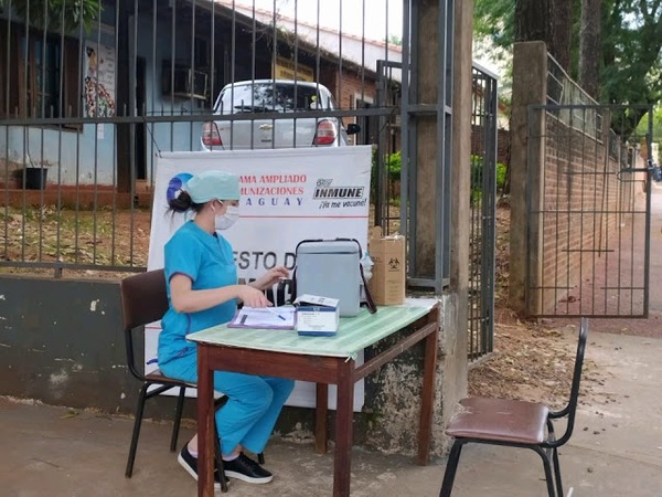 DOSIS DE VACUNAS ANTIGRIPALES PARA ADULTOS YA ESTÁN AGOTADAS.