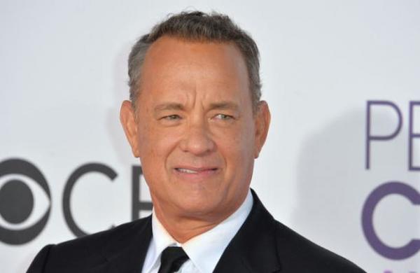 La sorpresa de Tom Hanks a un grupo de universitarios en su ceremonia virtual de graduación - C9N