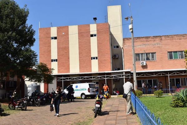 Médicos de Clínicas pillados y filmados farreando en pleno hospital - Nacionales - ABC Color