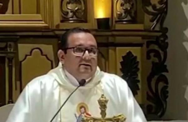 El sacerdote Aldo Bernal pidió disculpas - C9N