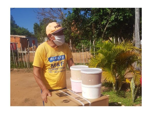 Humilde heladero recibió congelador