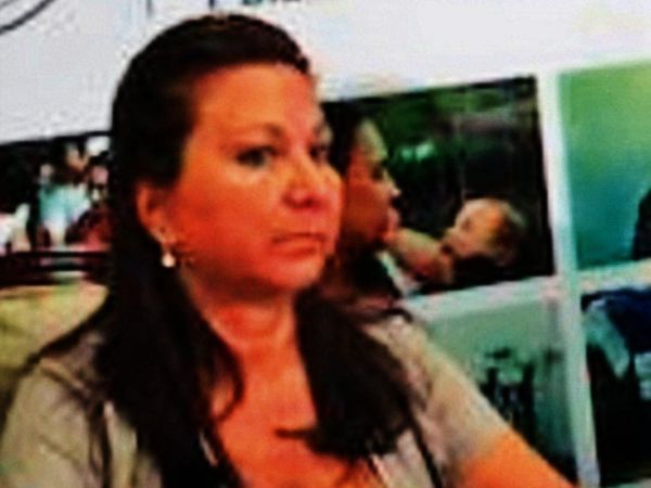Esposa de Velázquez a Vigilancia