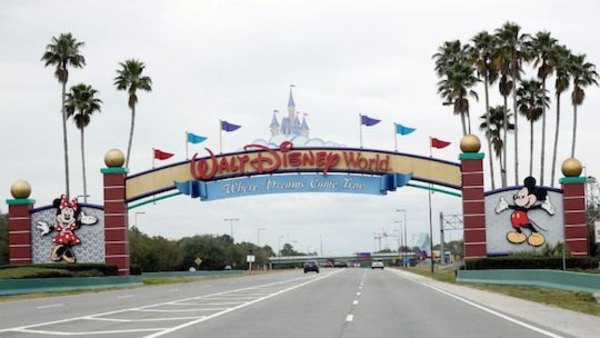 ¡Maomeno! nomás: hizo cuarentena en Disney | Crónica