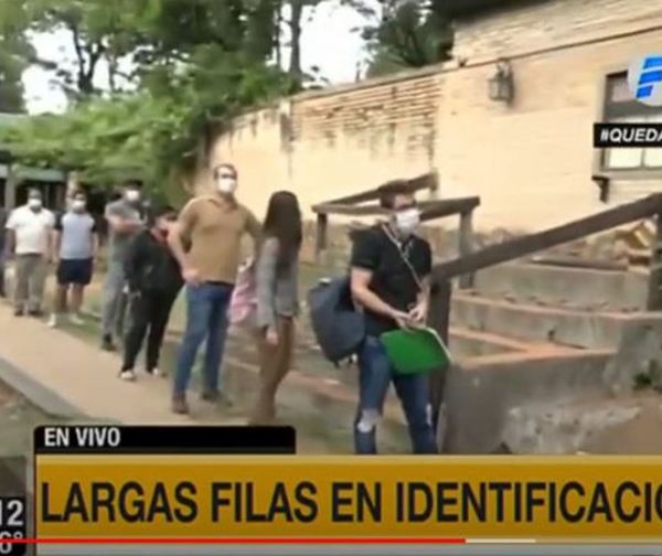 Largas filas en Identificaciones en el segundo día de la ''cuarentena inteligente''