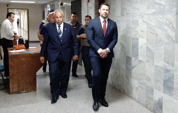 Defensa de Ulises Quintana apela fallo que ordena mantenerlo en prisión - Nacionales - ABC Color