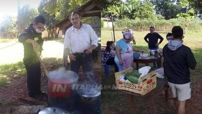 POLICÍAS SOLIDARIOS COCINAN PARA LA GENTE EN CUATRO POTRERO.