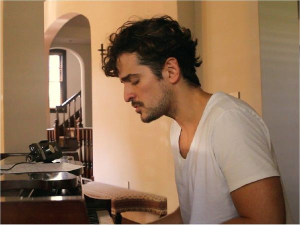 Tommy Torres ofrecerá un segundo concierto desde su casa
