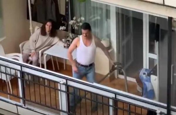 Imitador de Freddie Mercury entretiene a sus vecinos en medio de la cuarentena - SNT