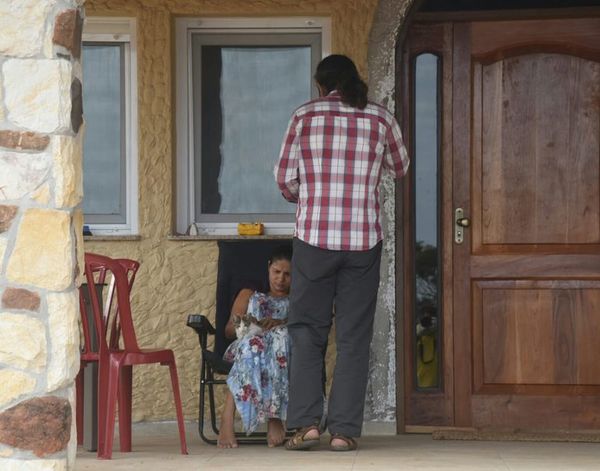 Jueza dicta prisión preventiva para madre y padrastro de Juliette - Nacionales - ABC Color