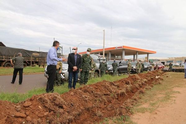 Frontera seguirá cerrada