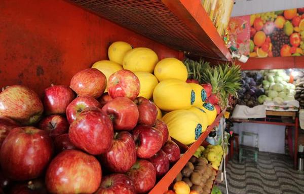 Frutas y verduras subieron de precio, pero bajaron la carne vacuna y combustibles
