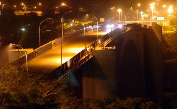 Habilitar frontera con Brasil es muy riesgoso dice Mazzoleni | Noticias Paraguay