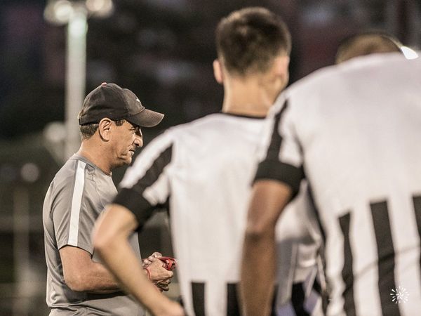 Di Tore afirmó que el fútbol volvería el próximo semestre