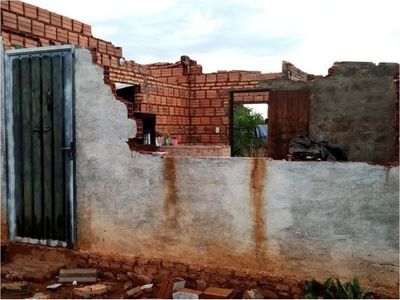 Tormenta dejó varios destrozos