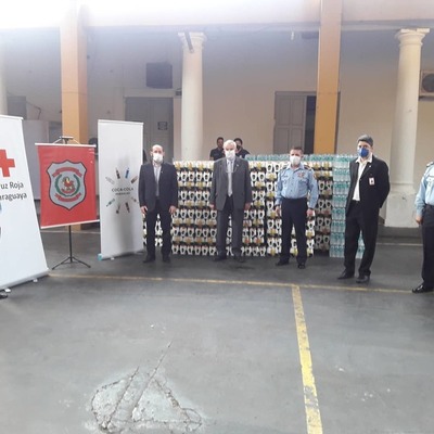 Entregan importante lote de productos para Salud Pública y Policía Nacional - .::RADIO NACIONAL::.