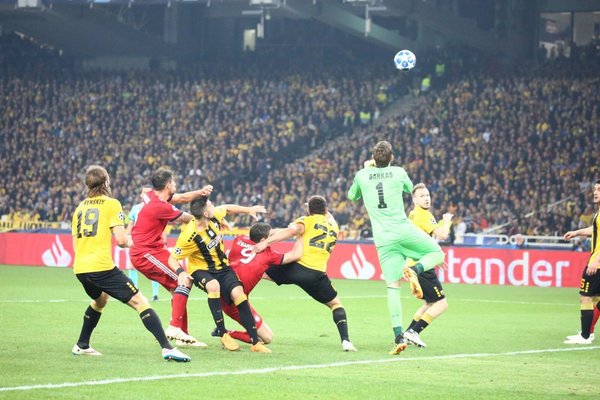 Gobierno alemán autoriza reanudar la Bundesliga desde mediados de mayo