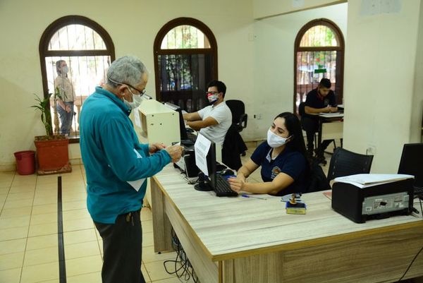 Reactivan parcialmente la atención en municipalidades en Alto Paraná - Nacionales - ABC Color