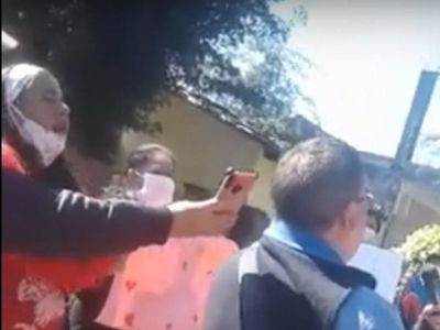 Vecinos de Yuyu le dedican una canción y exigen su aparición