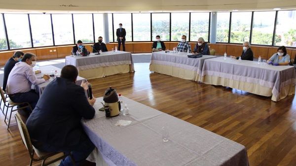 Prieto denuncia “persecución” ante senadores - ABC en el Este - ABC Color