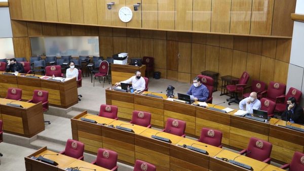 Senado analizará proyecto de interpelación a Eduardo Petta