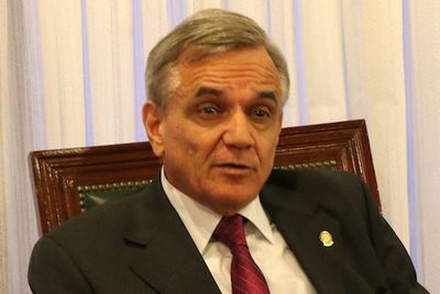 Titular de la ARP dice que precio de la carne debe bajar, no subir