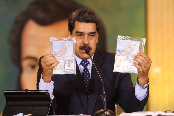 Maduro dice que estadounidenses detenidos serán juzgados por justicia venezolana - Mundo - ABC Color