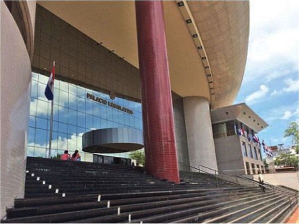 Propuesta contra la crisis incluye unificar el Congreso